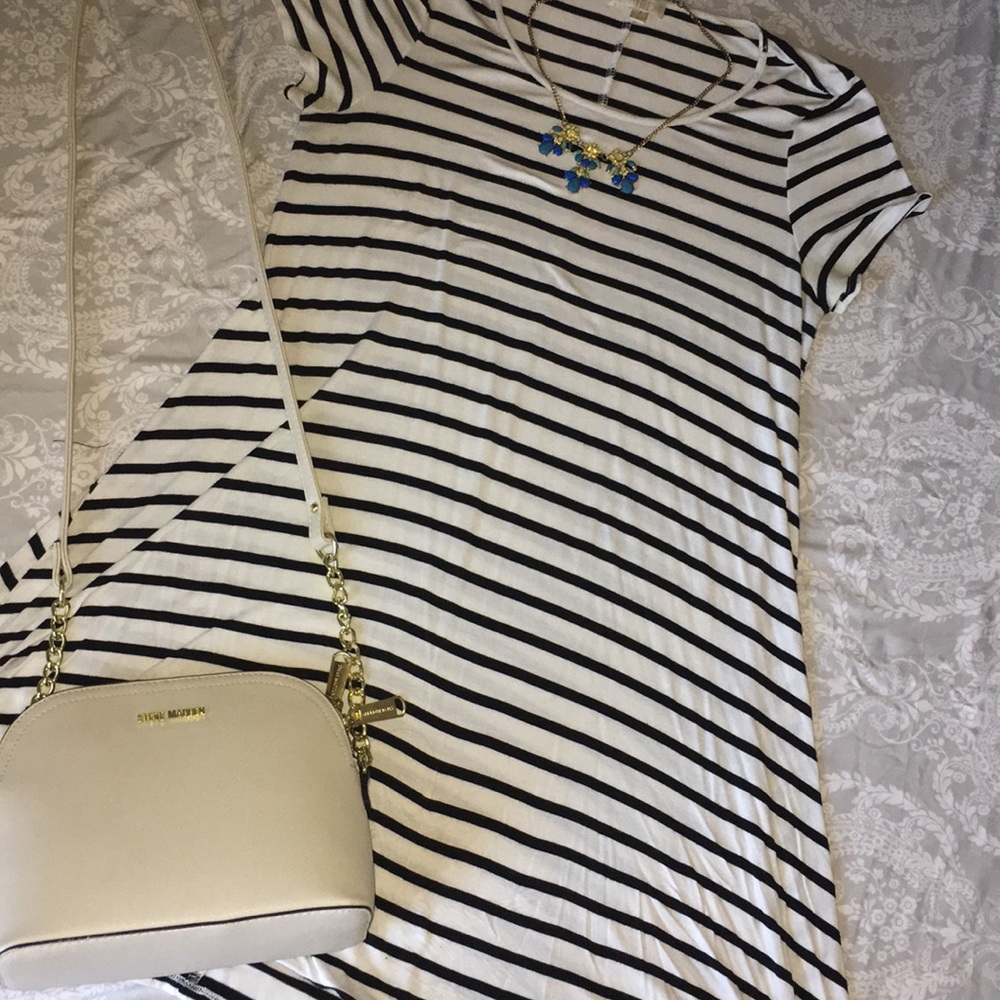Black and White Striped T-shirt Dress